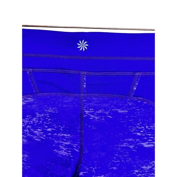Athleta Stealth Shortie Printed Purple Stretch Gym Workout Shorts Women’s Small - Picture 4 of 8